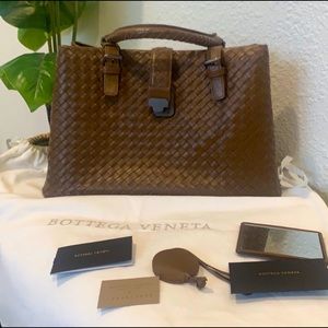 Bottega Nappa Intrecciato Medium Brown
